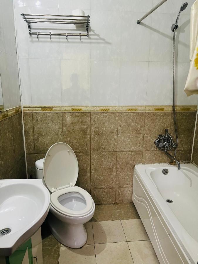 Alisher Hotel Dushanbe Luaran gambar